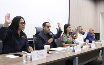 Comisión del Congreso avala acuerdos para reforzar seguridad vial y rehabilitación de carreteras en Puebla